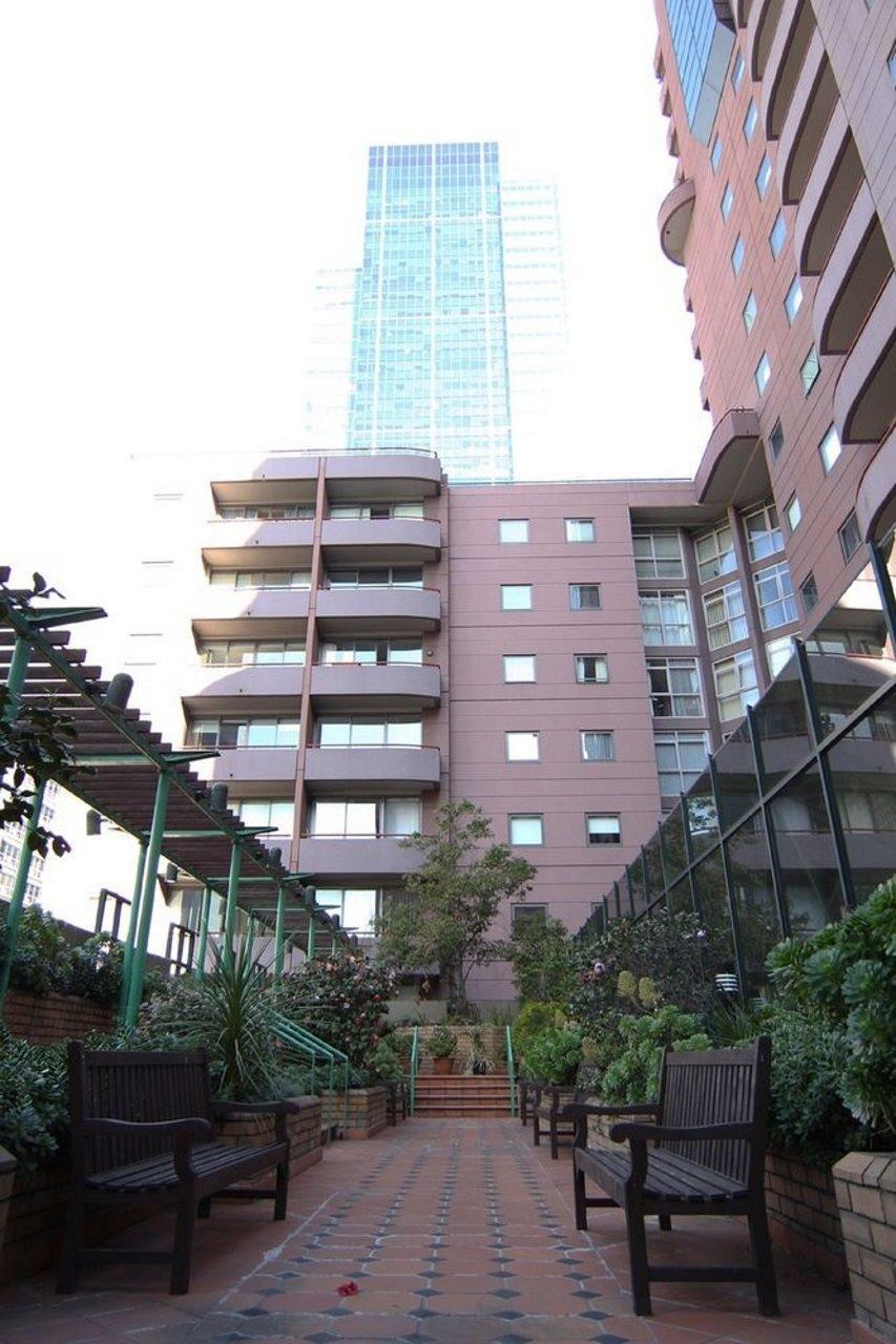 พาราเมาท์ เซอร์วิส อพาร์ตเมนท์ Aparthotel เมลเบิร์น ภายนอก รูปภาพ