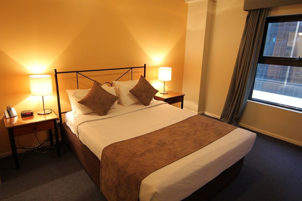 พาราเมาท์ เซอร์วิส อพาร์ตเมนท์ Aparthotel เมลเบิร์น ภายนอก รูปภาพ
