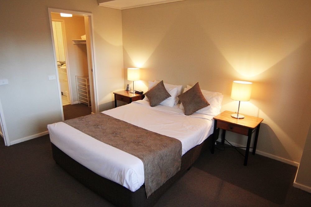 พาราเมาท์ เซอร์วิส อพาร์ตเมนท์ Aparthotel เมลเบิร์น ภายนอก รูปภาพ