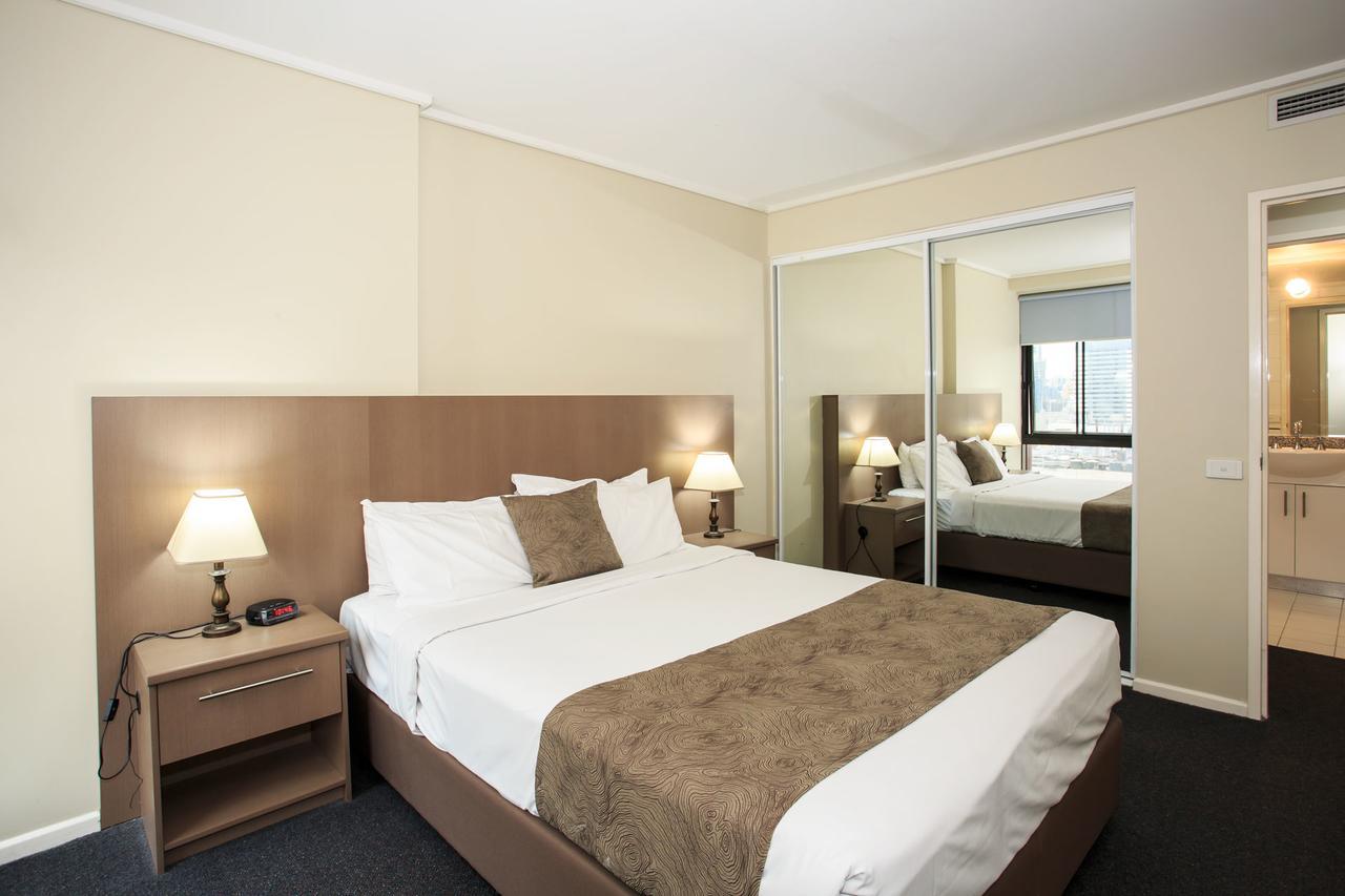พาราเมาท์ เซอร์วิส อพาร์ตเมนท์ Aparthotel เมลเบิร์น ภายนอก รูปภาพ
