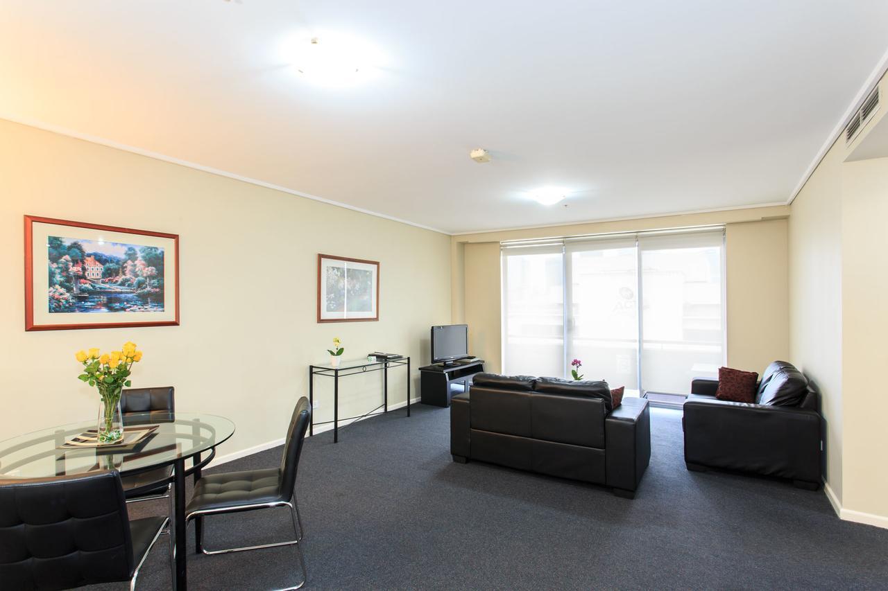 พาราเมาท์ เซอร์วิส อพาร์ตเมนท์ Aparthotel เมลเบิร์น ภายนอก รูปภาพ